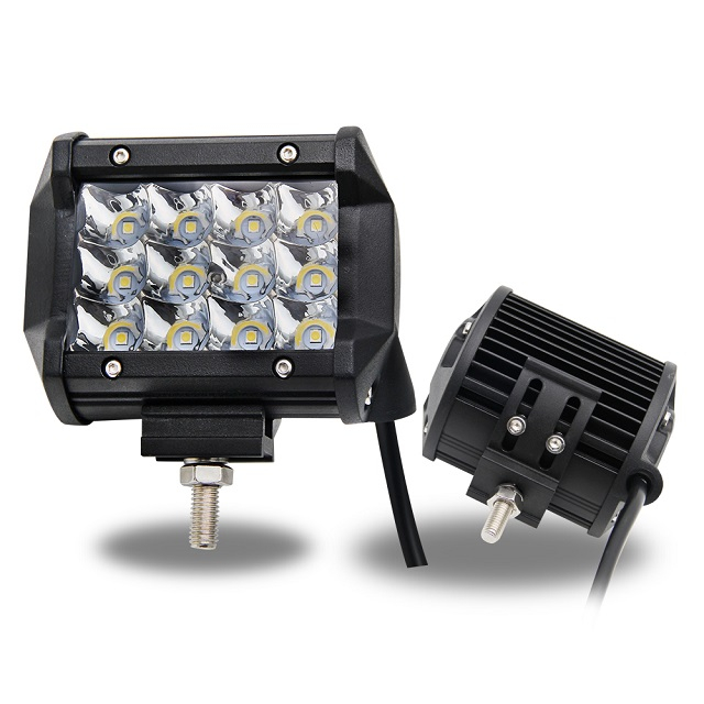 3 lignes hors route du petit fabricant de barres de lumière LED JG-9632